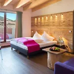 Hotel Sonne 4*