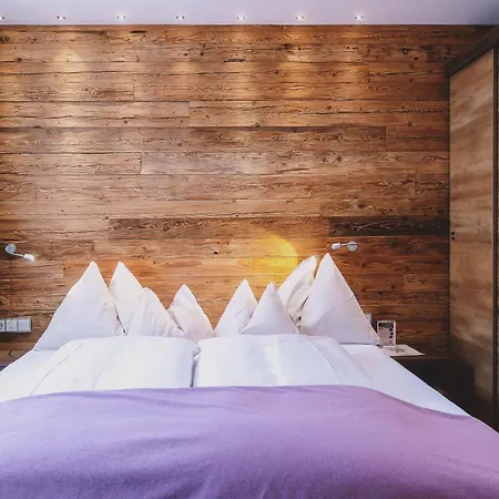 Hotel Sonne 4*