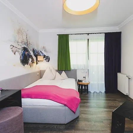 Hotel Sonne 4*